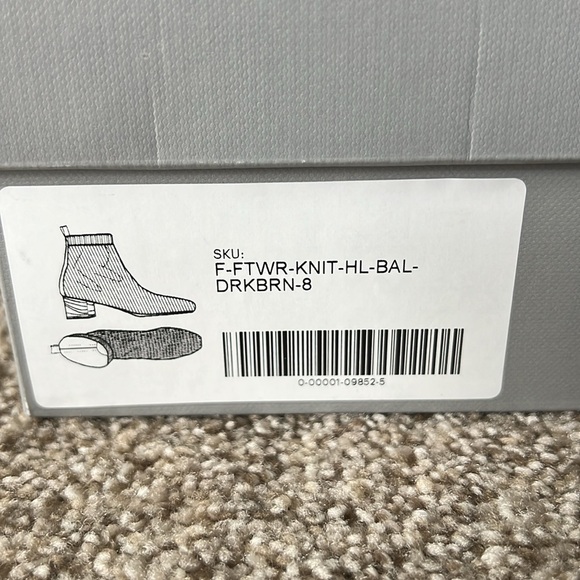 Everlane Chocolate Ribbed Ankle Booties - Picture 6 of 6